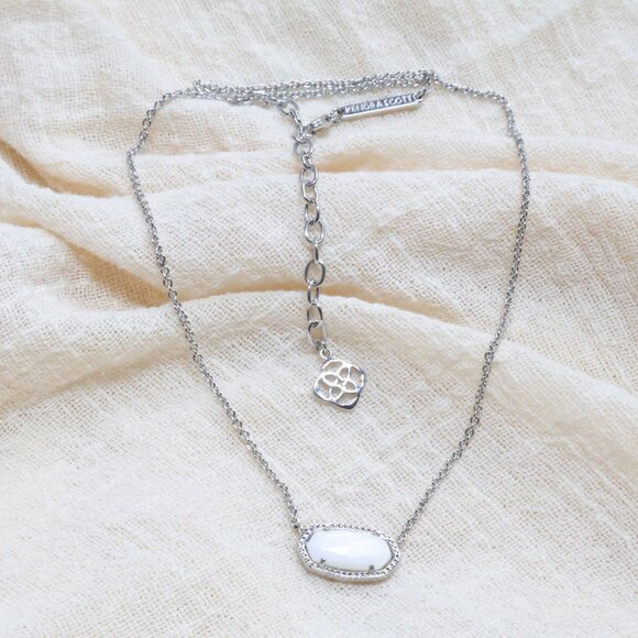 Kendra Scott Elisa Silver Necklace White Pearl NEW - Picture 2 of 3